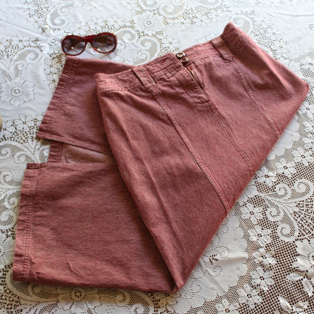 Maroon vertical stripe fall ankle skirt!